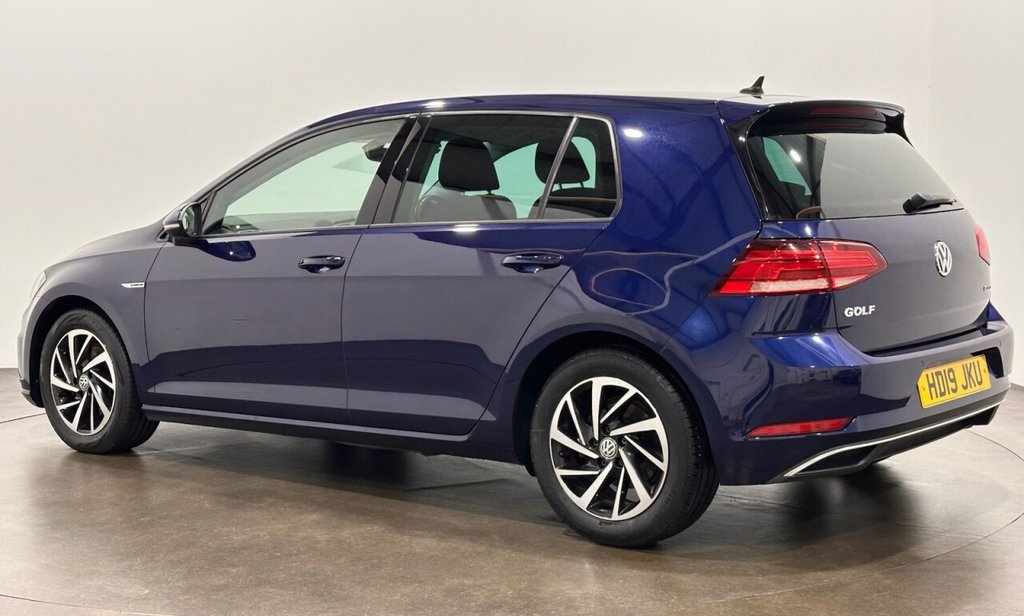 Used Volkswagen Golf 2019 for sale - 76163522: Photo 3