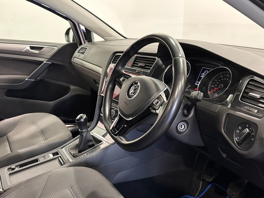 Used Volkswagen Golf 2019 for sale - 76163522: Photo 9