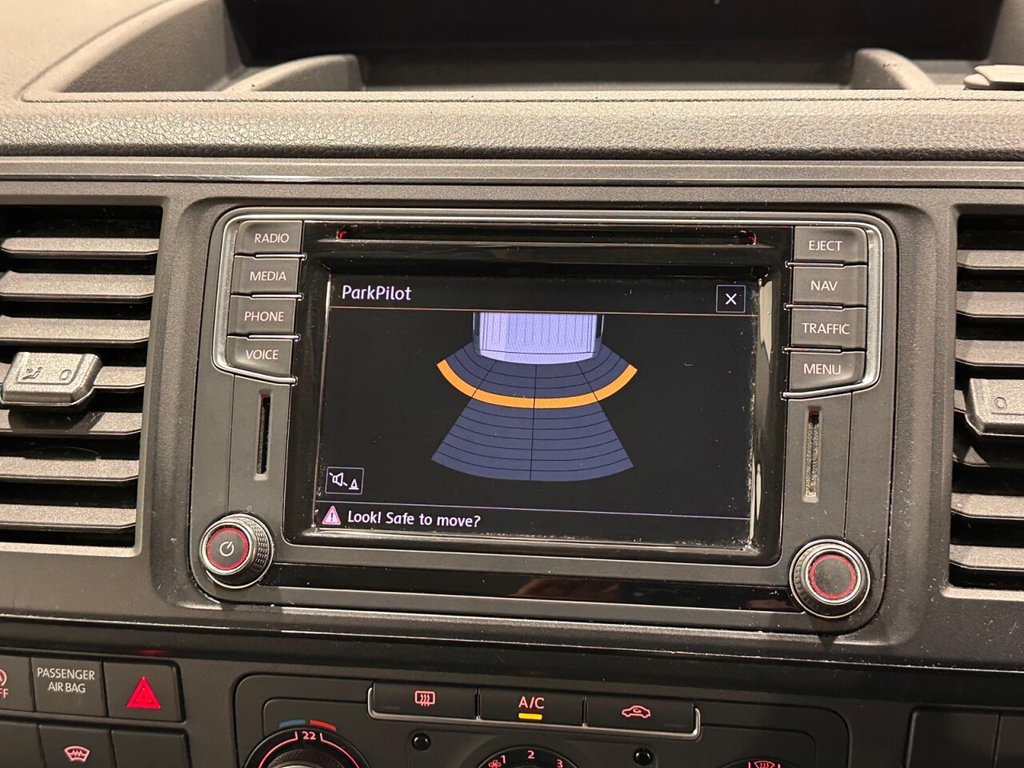 Used Volkswagen Transporter 2017 for sale - 76751148: Photo 18