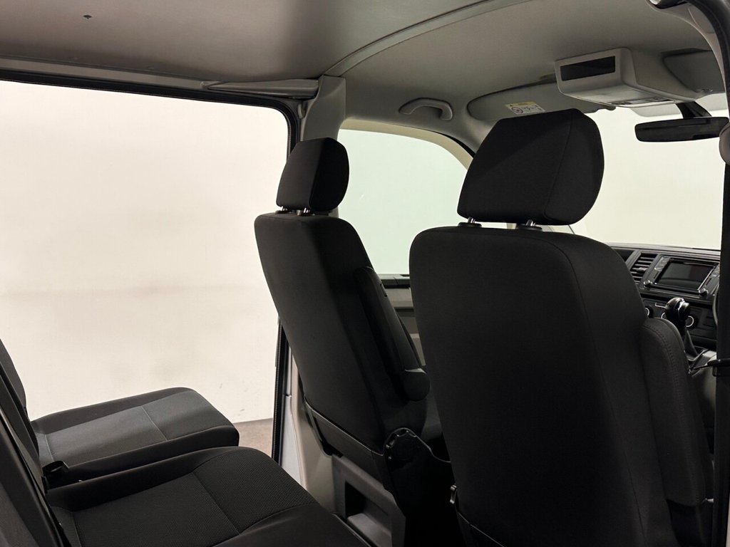 Used Volkswagen Transporter 2018 for sale - 76724745: Photo 31