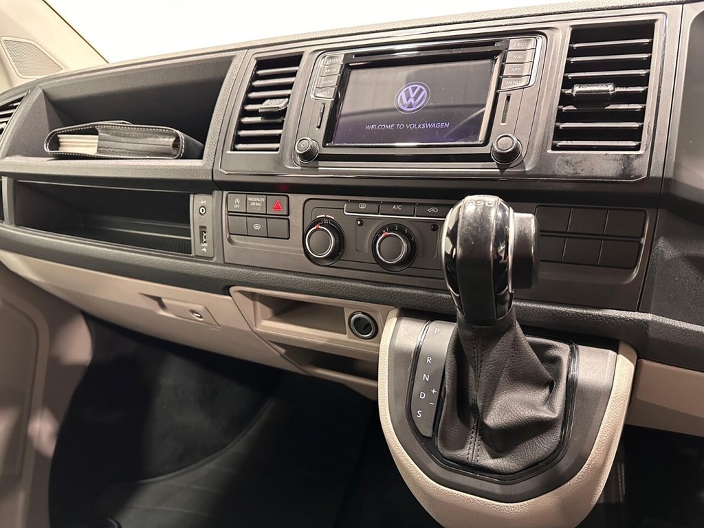 Used Volkswagen Transporter 2018 for sale - 76724745: Photo 9