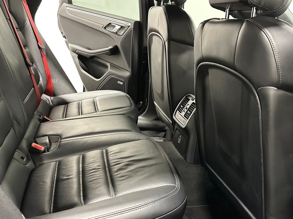 Used Porsche Macan 2017 for sale - 78017764: Photo 23