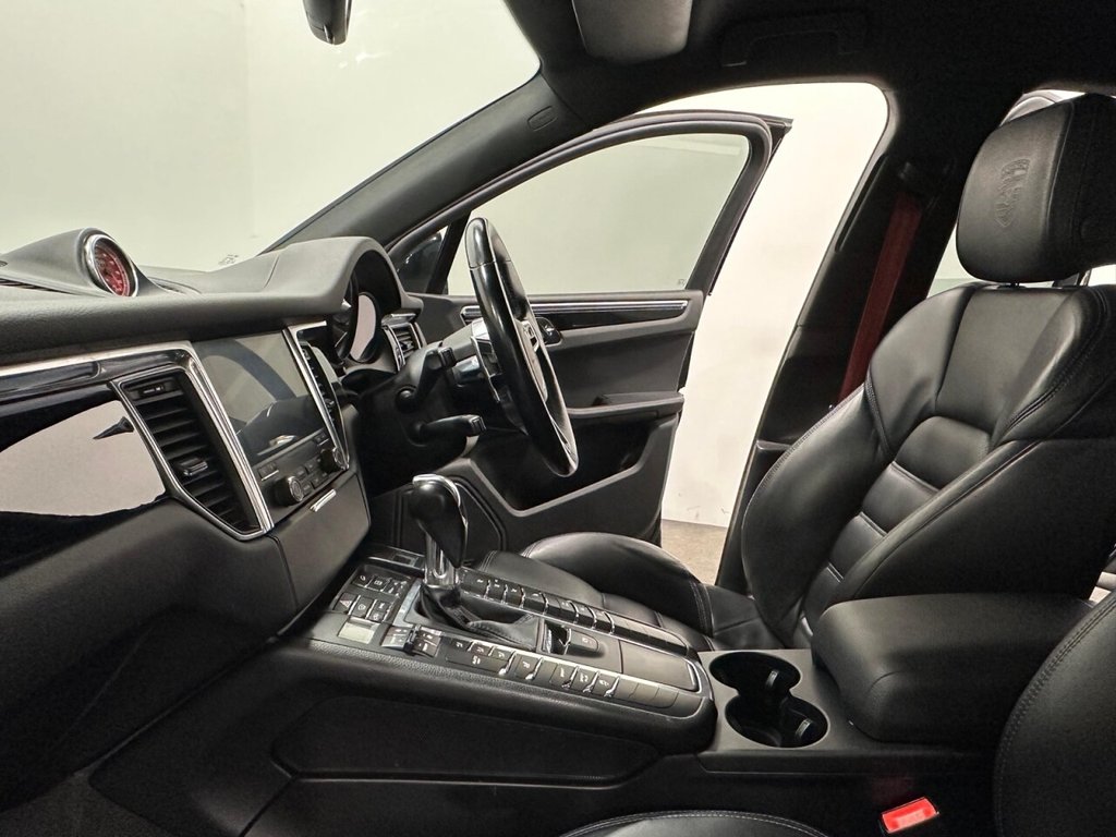 Used Porsche Macan 2017 for sale - 78017764: Photo 27