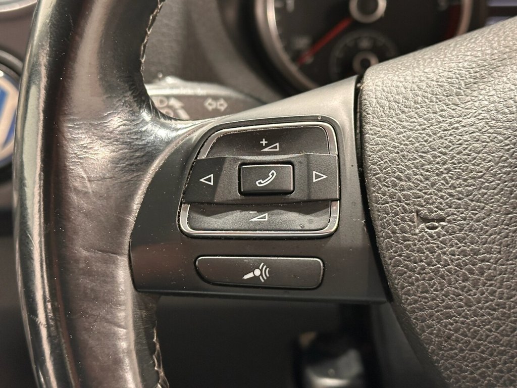 Used Volkswagen Amarok 2014 for sale - 76406966: Photo 25