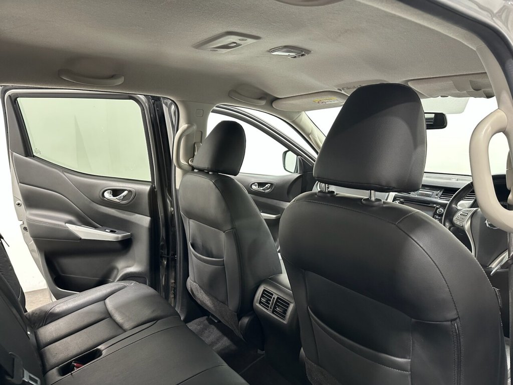 Used Nissan Navara 2018 for sale - 78074205: Photo 15