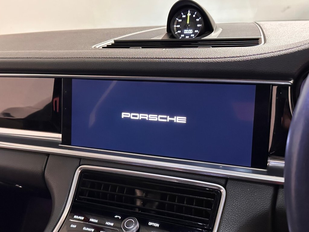 Used Porsche Panamera 2020 for sale - 76520541: Photo 12