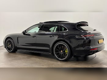 Used Porsche Panamera 2020 for sale - 76520541: Photo