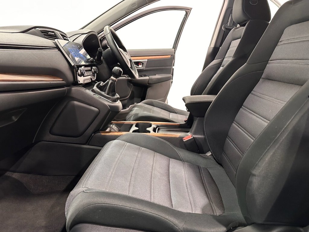 Used Honda CR-V 2018 for sale - 77200208: Photo 23