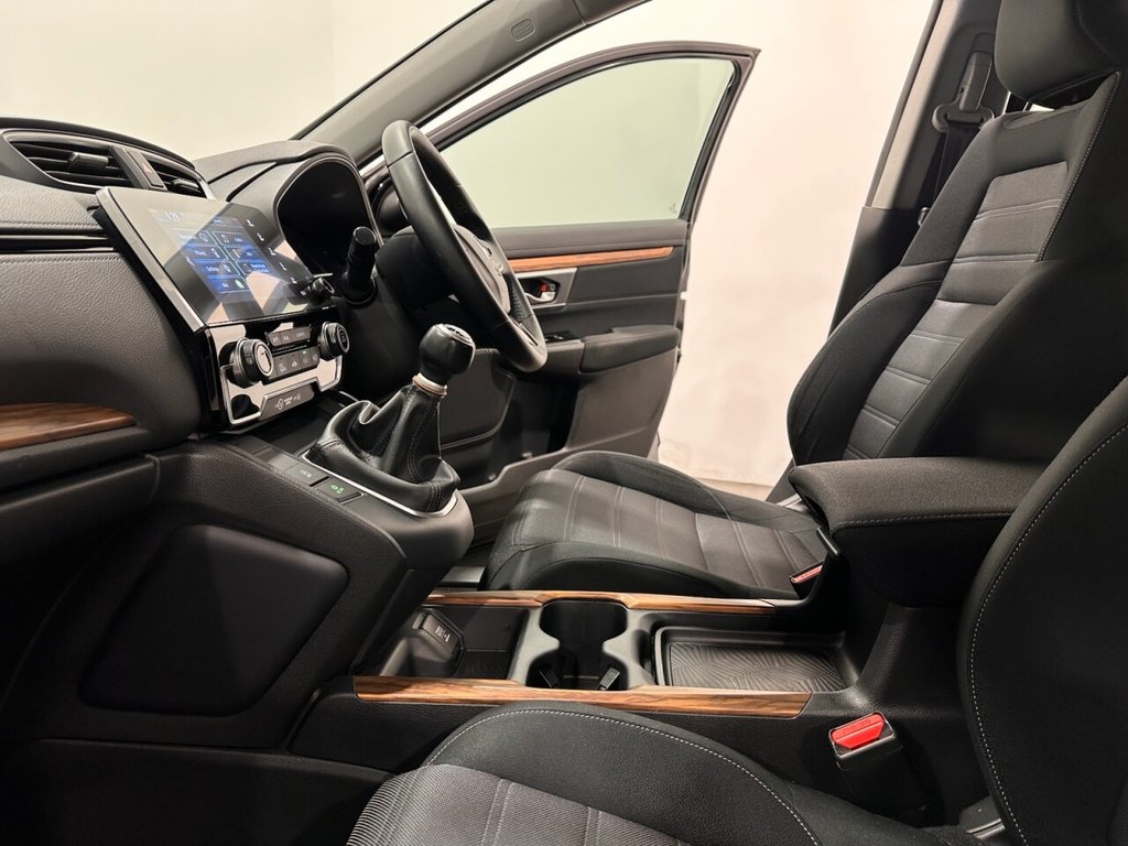 Used Honda CR-V 2018 for sale - 77200208: Photo 24