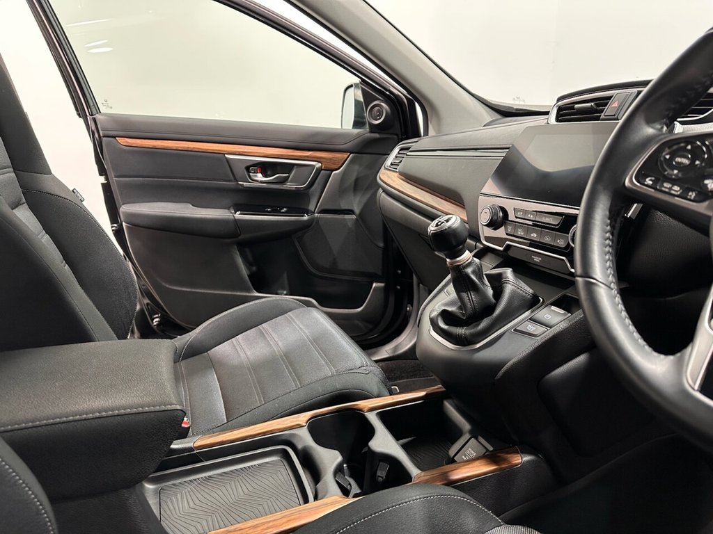 Used Honda CR-V 2018 for sale - 77200208: Photo 29