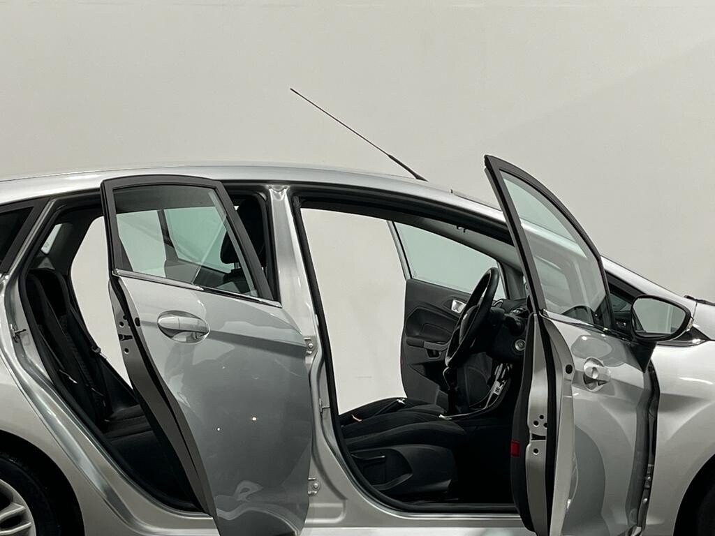 Used Ford Fiesta 2016 for sale - 77904609: Photo 26