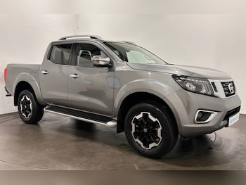 Nissan Navara feature image