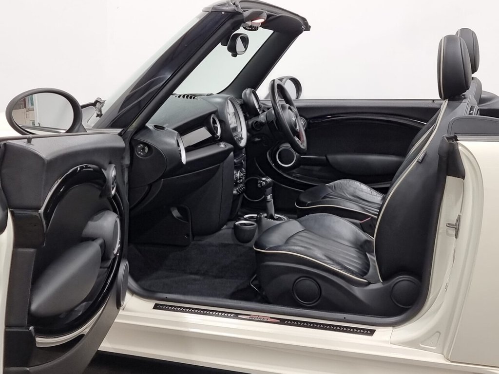 Used MINI Convertible 2012 for sale - 77463515: Photo 10