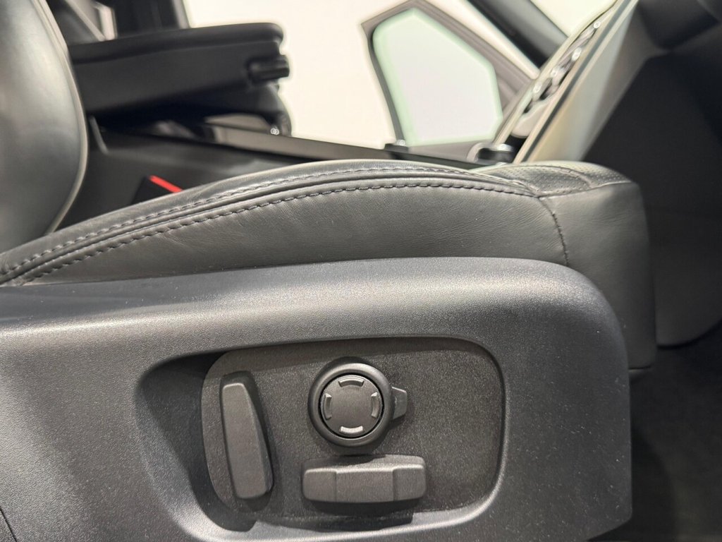 Used Land Rover Discovery 2018 for sale - 76546915: Photo 21