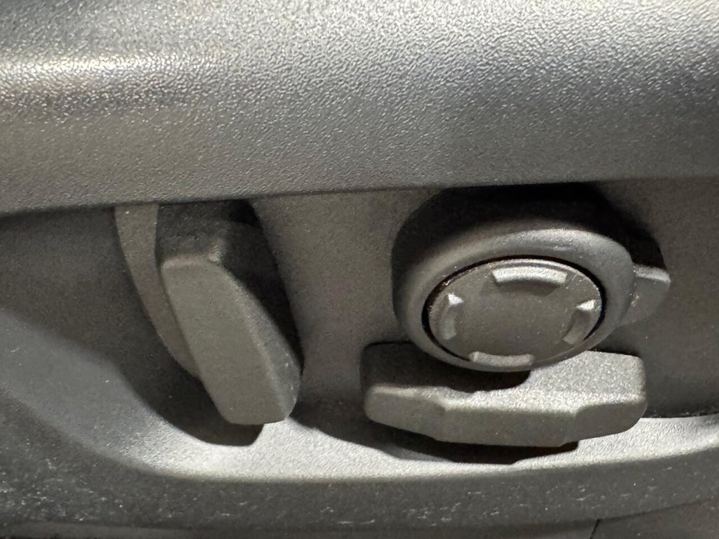 Used Land Rover Discovery 2018 for sale - 76546915: Photo 32