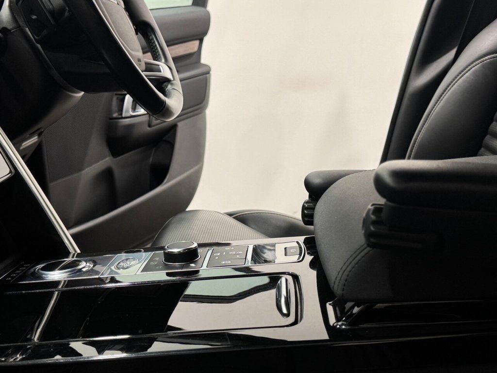 Used Land Rover Discovery 2018 for sale - 76546915: Photo 33