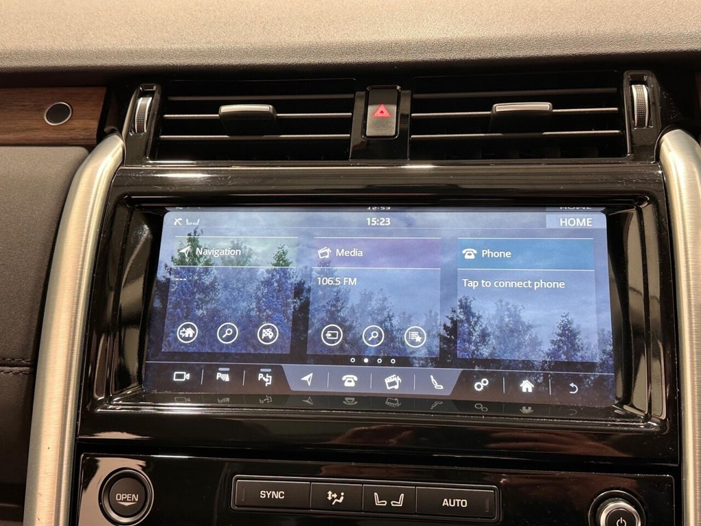 Used Land Rover Discovery 2018 for sale - 76909968: Photo 15