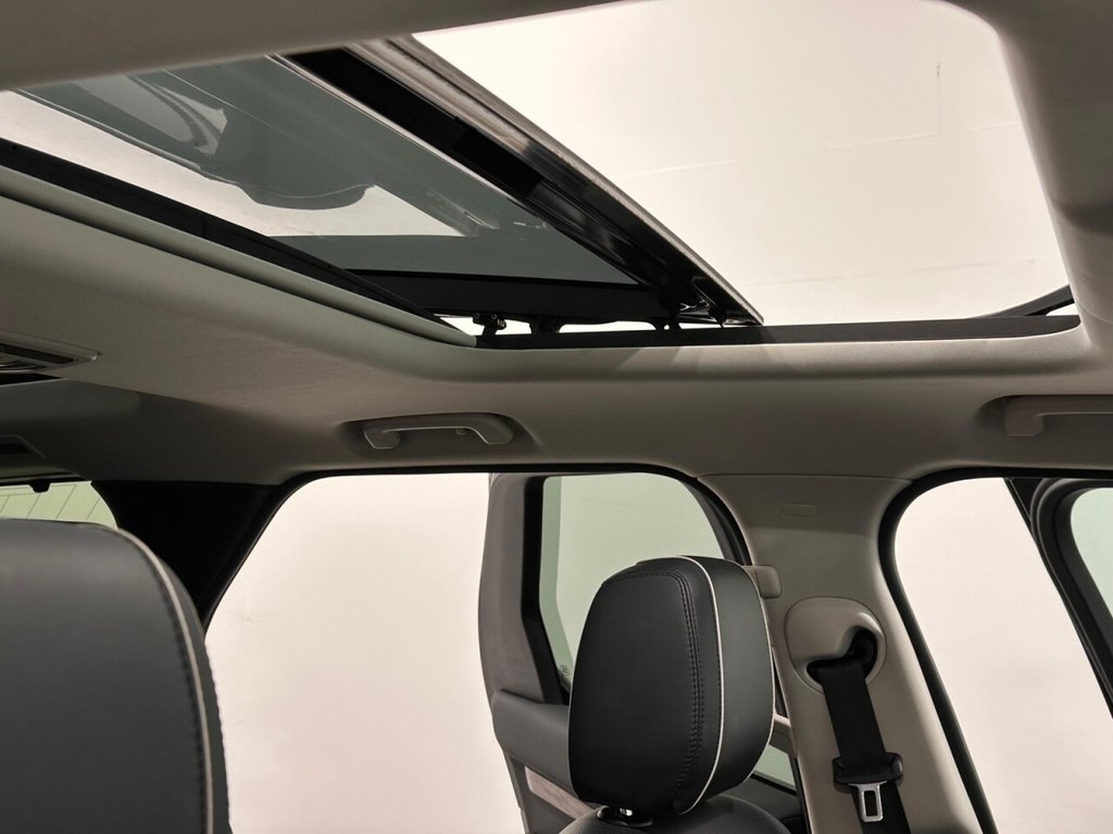 Used Land Rover Discovery 2018 for sale - 76909968: Photo 8