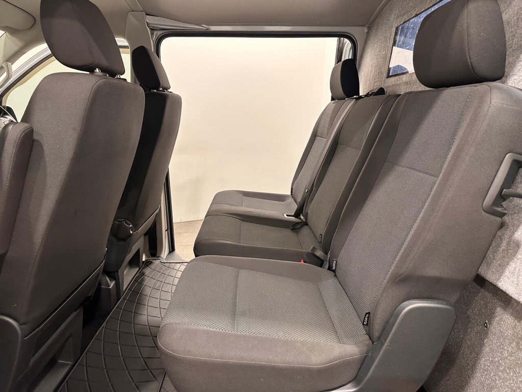 Used Volkswagen Transporter 2018 for sale - 77779837: Photo 13