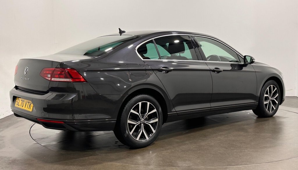 Used Volkswagen Passat 2020 for sale - 77520817: Photo 3