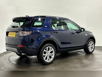 Used Land Rover Discovery Sport 2018 for sale - 79764394: Photo