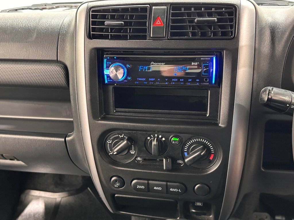 Used Suzuki Jimny 2017 for sale - 76407010: Photo 17