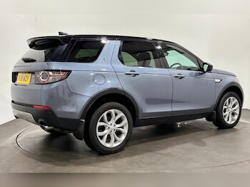 Used Land Rover Discovery Sport 2018 for sale - 77835776: Photo