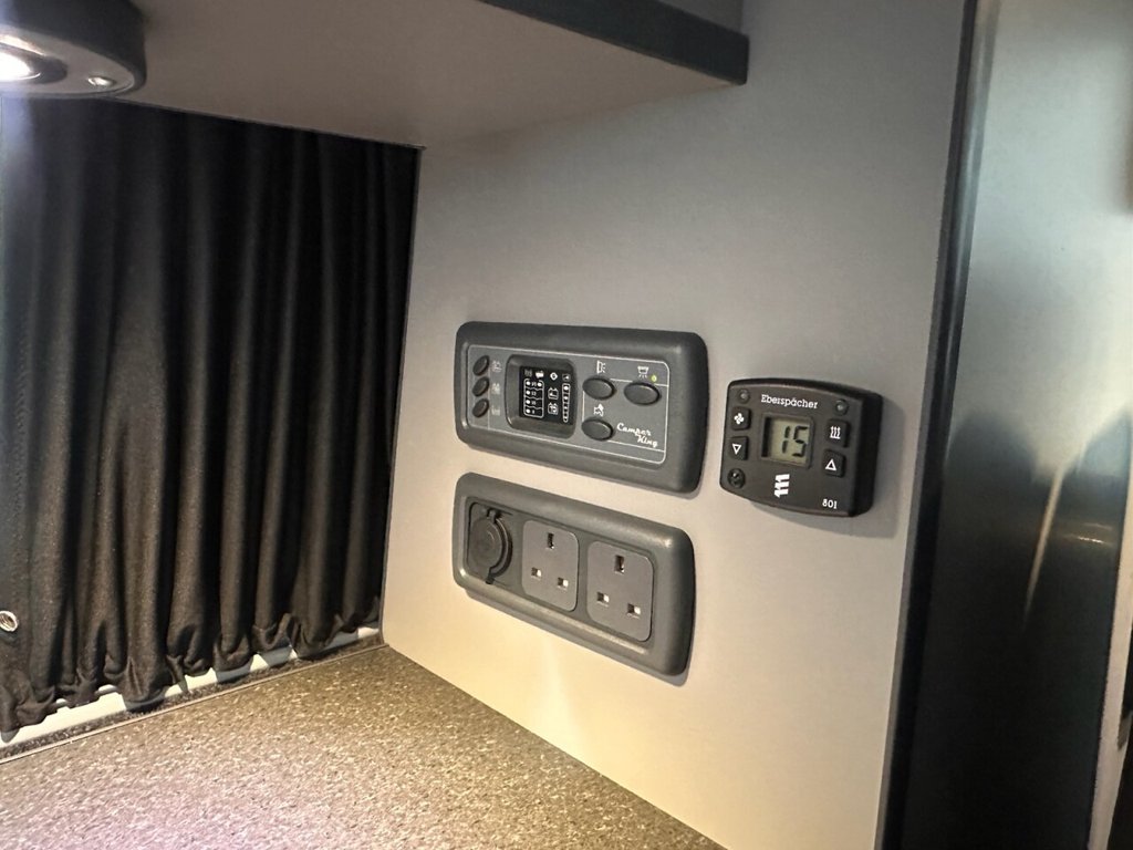 Used Volkswagen Transporter 2018 for sale - 77719732: Photo 25