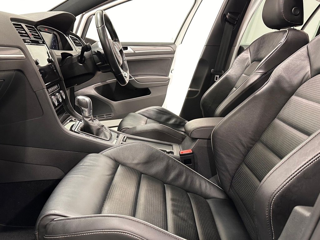 Used Volkswagen Golf 2018 for sale - 77464236: Photo 15