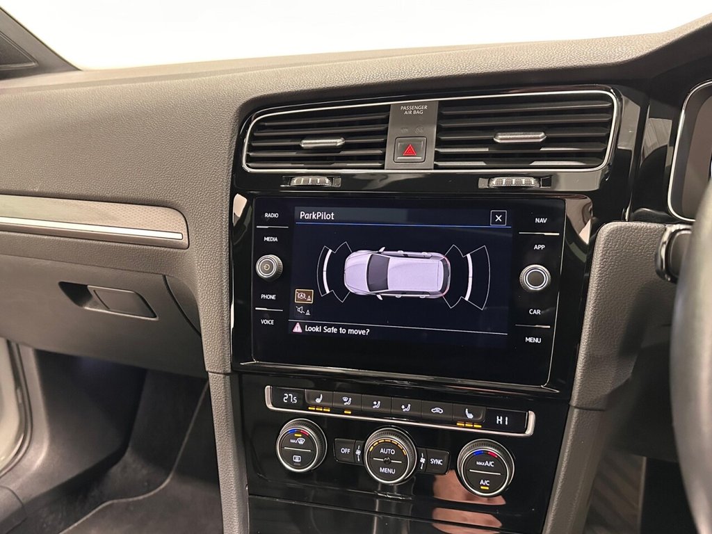 Used Volkswagen Golf 2018 for sale - 77464236: Photo 29