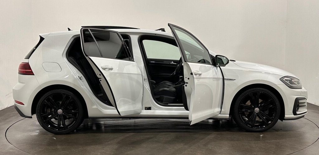 Used Volkswagen Golf 2018 for sale - 77464236: Photo 9