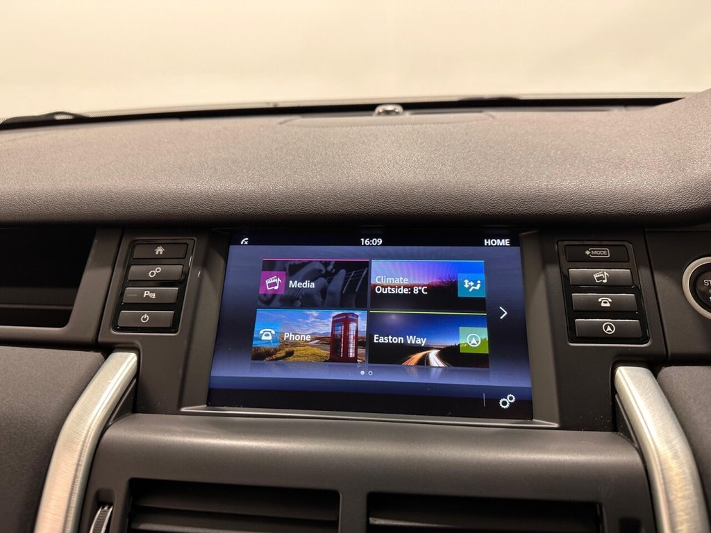 Used Land Rover Discovery Sport 2016 for sale - 77437350: Photo 11