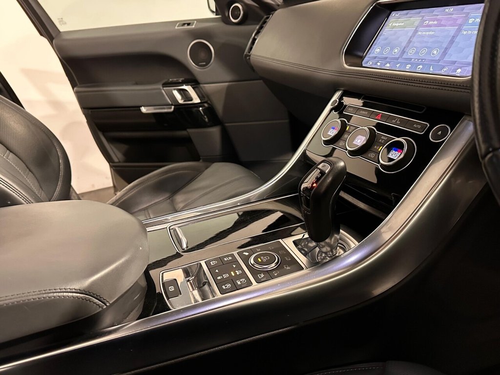 Used Land Rover Range Rover Sport 2017 for sale - 76910444: Photo 16