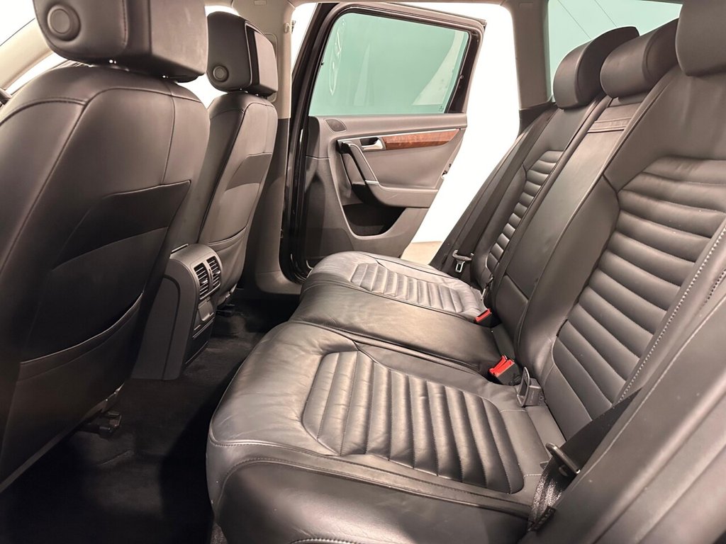 Used Volkswagen Passat 2011 for sale - 76223894: Photo 17