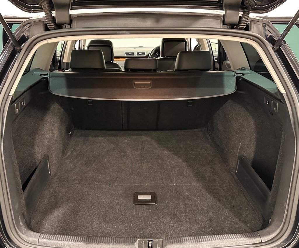 Used Volkswagen Passat 2011 for sale - 76223894: Photo 26