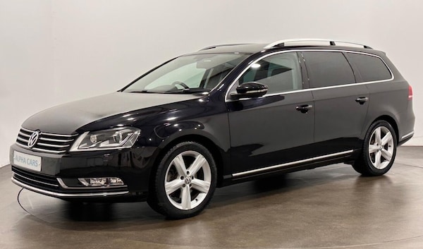Used Volkswagen Passat 2024 for sale - 76223894: Photo 2