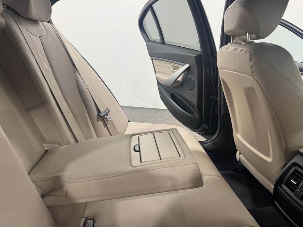 Used BMW 3 Series 2015 for sale - 76642754: Photo 12