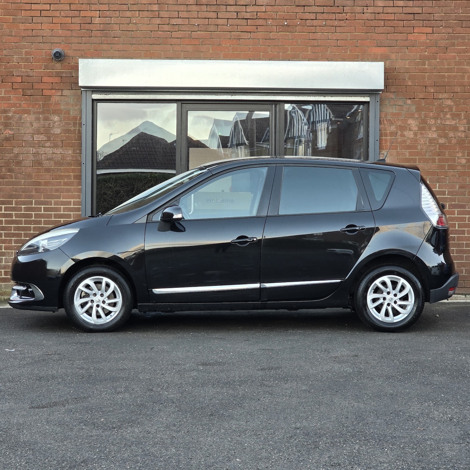 Used Renault Scenic 2015 for sale - 76894933: Photo 8