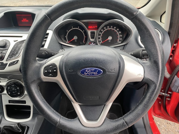 Used Ford Fiesta 2012 for sale - 76083611: Photo 18