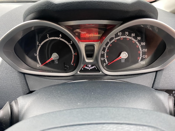 Used Ford Fiesta 2012 for sale - 76083611: Photo 19
