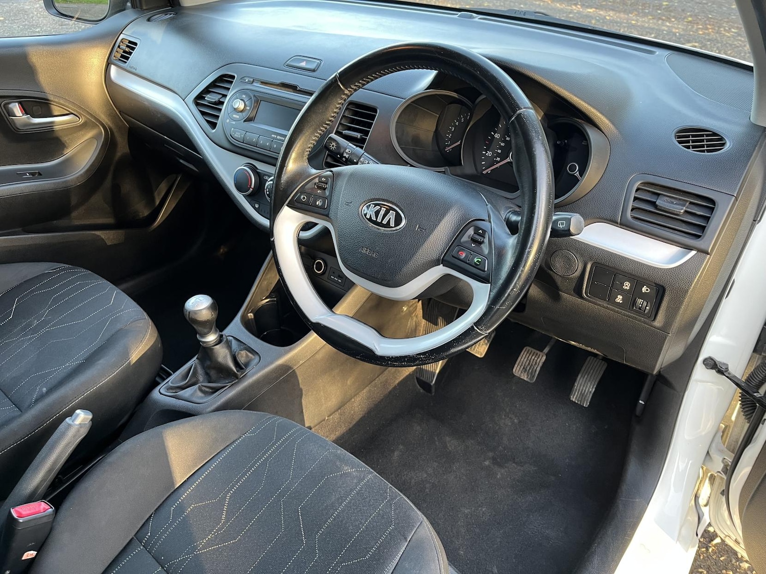 Used Kia Picanto 2014 for sale - 76741827: Photo 34