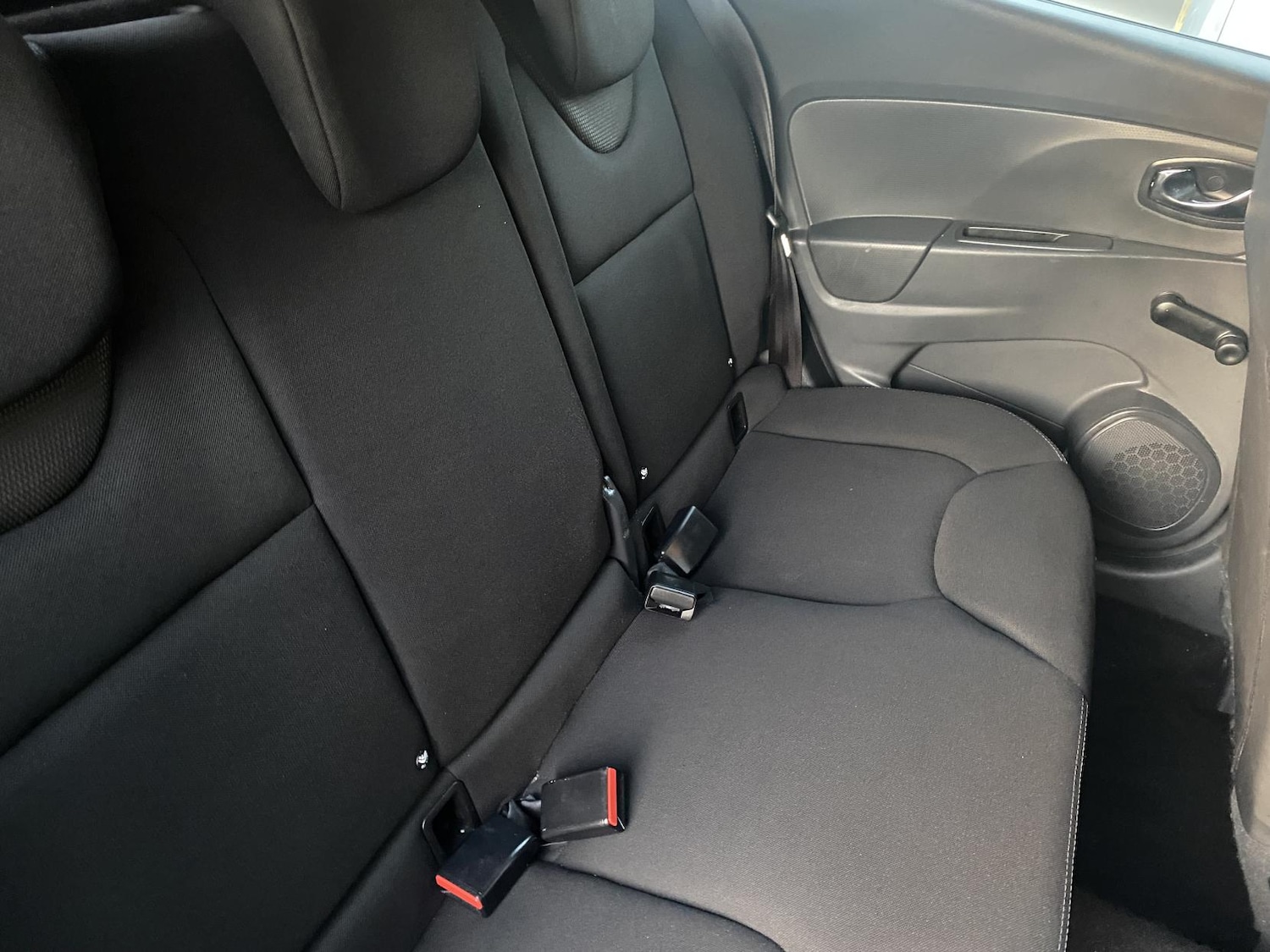 Used Renault Clio 2013 for sale - 77008879: Photo 37