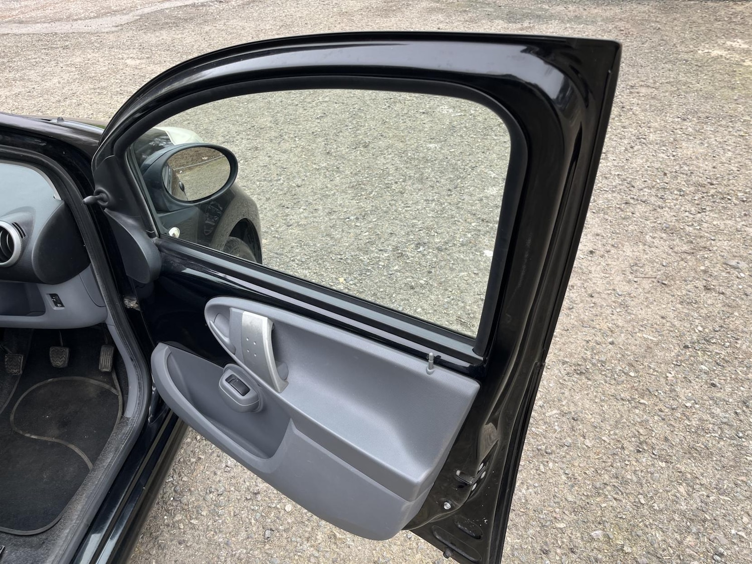 Used Peugeot 107 2010 for sale - 77782171: Photo 21