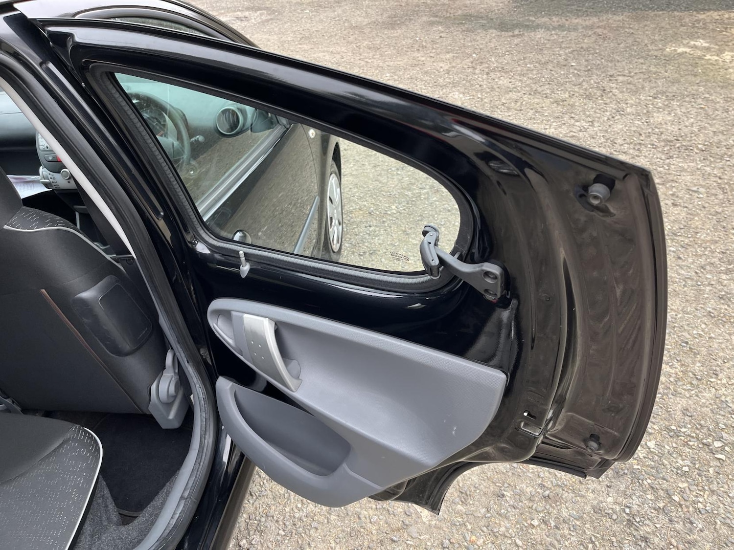 Used Peugeot 107 2010 for sale - 77782171: Photo 23