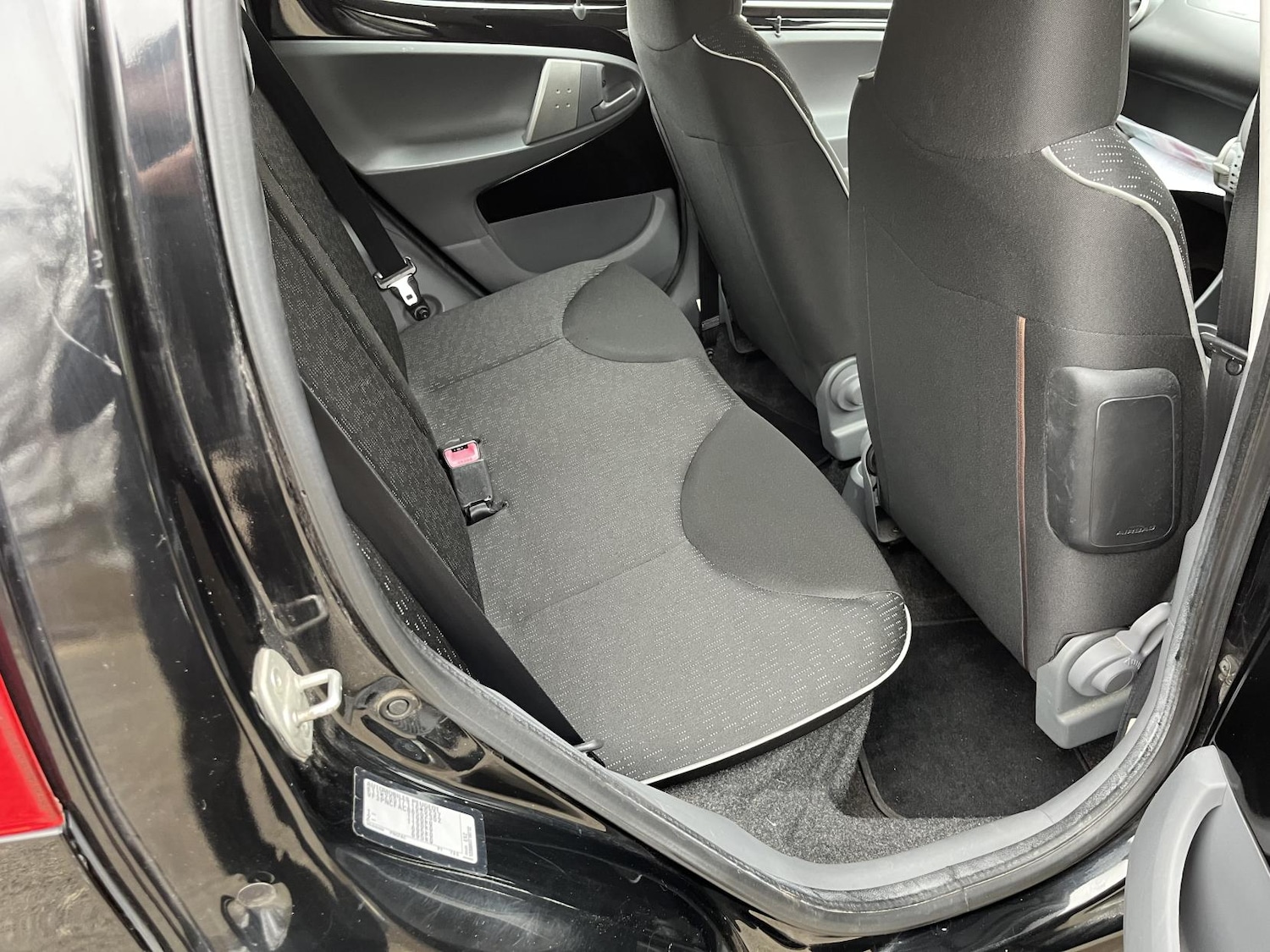 Used Peugeot 107 2010 for sale - 77782171: Photo 24