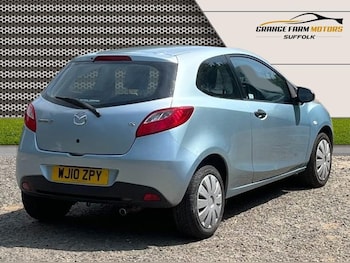 Used Mazda Mazda2 2010 for sale - 79140730: Photo