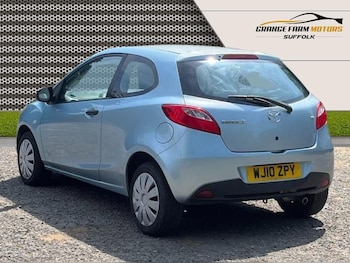 Used Mazda Mazda2 2010 for sale - 79140730: Photo