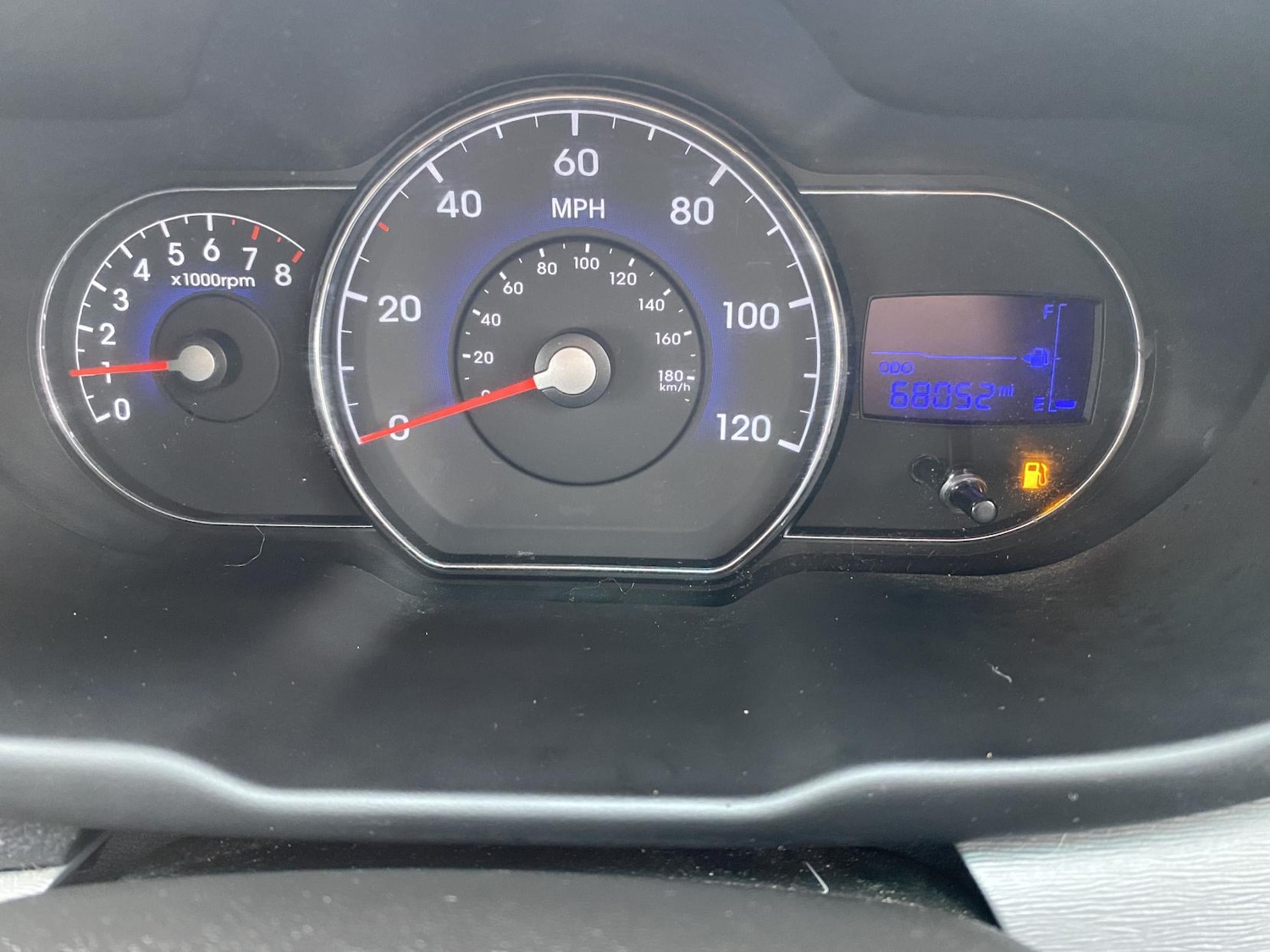 Used Hyundai i10 2013 for sale - 77767158: Photo 40