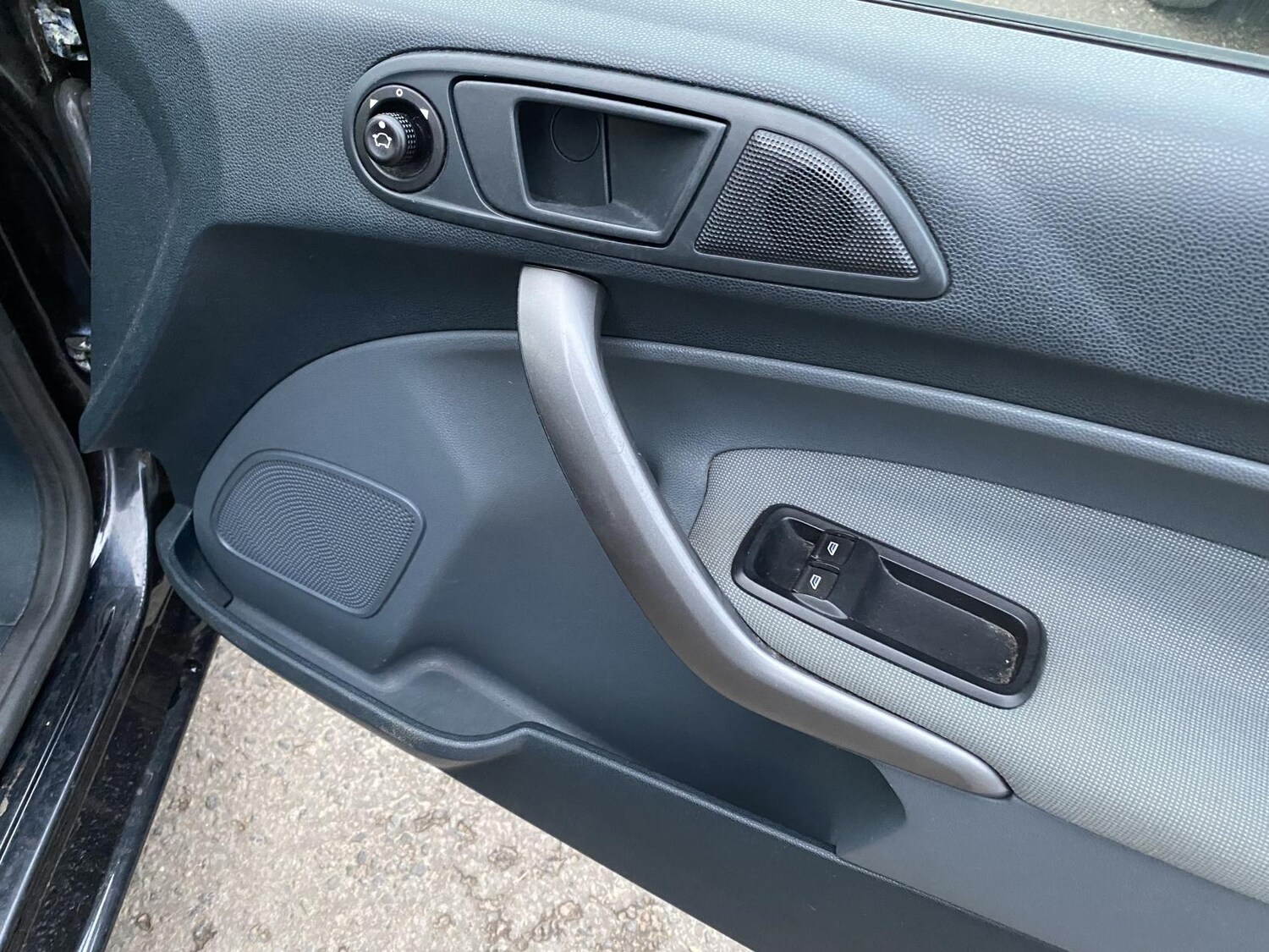 Used Ford Fiesta 2011 for sale - 77548653: Photo 19