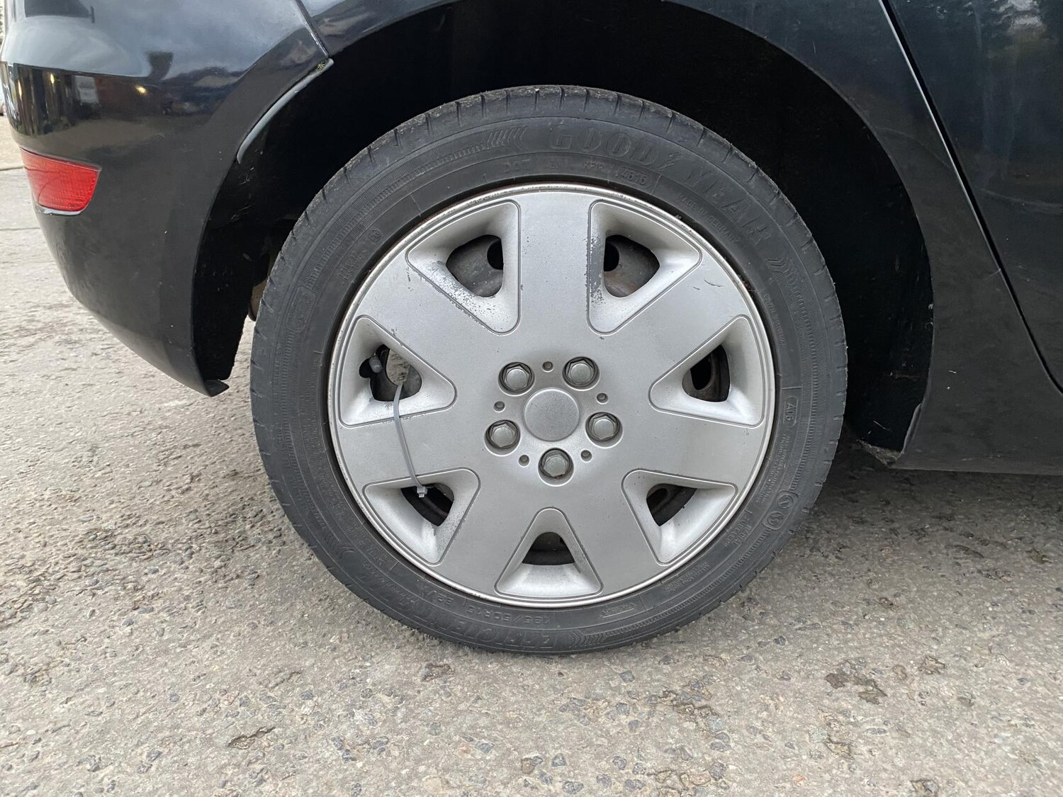 Used Ford Fiesta 2011 for sale - 77548653: Photo 25